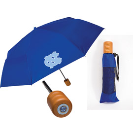 Medallion Oak Wood Handle Folding Umbrella